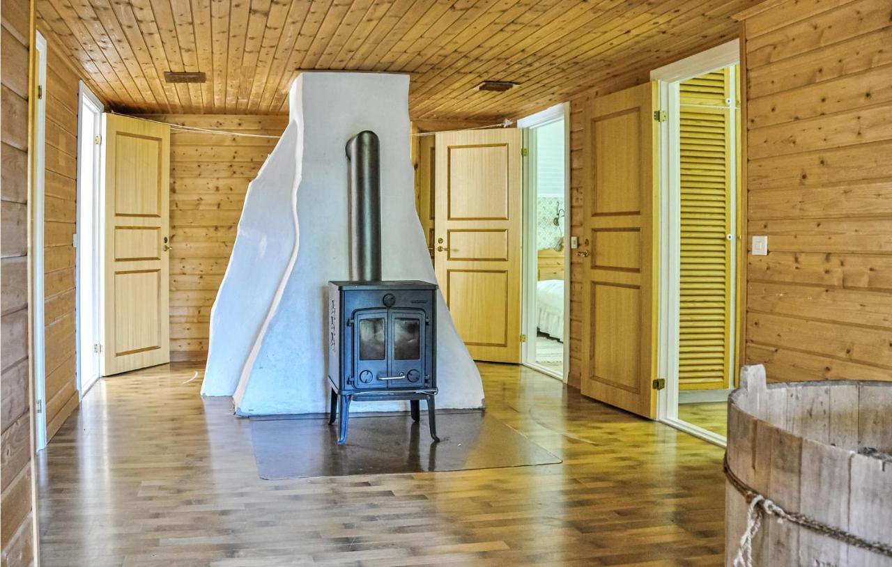 Cozy Home In Lesjoefors With Kitchen Lesjofors Luaran gambar